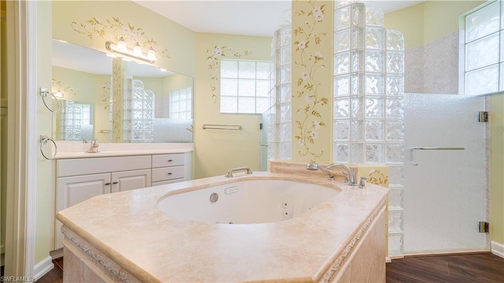 REFLECTION LAKES - Residential