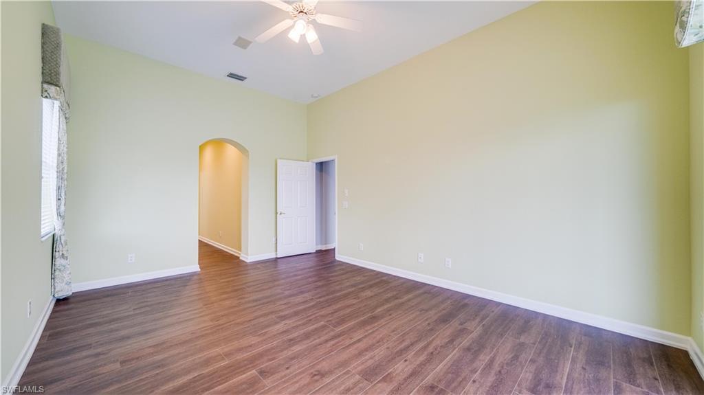 REFLECTION LAKES - Residential