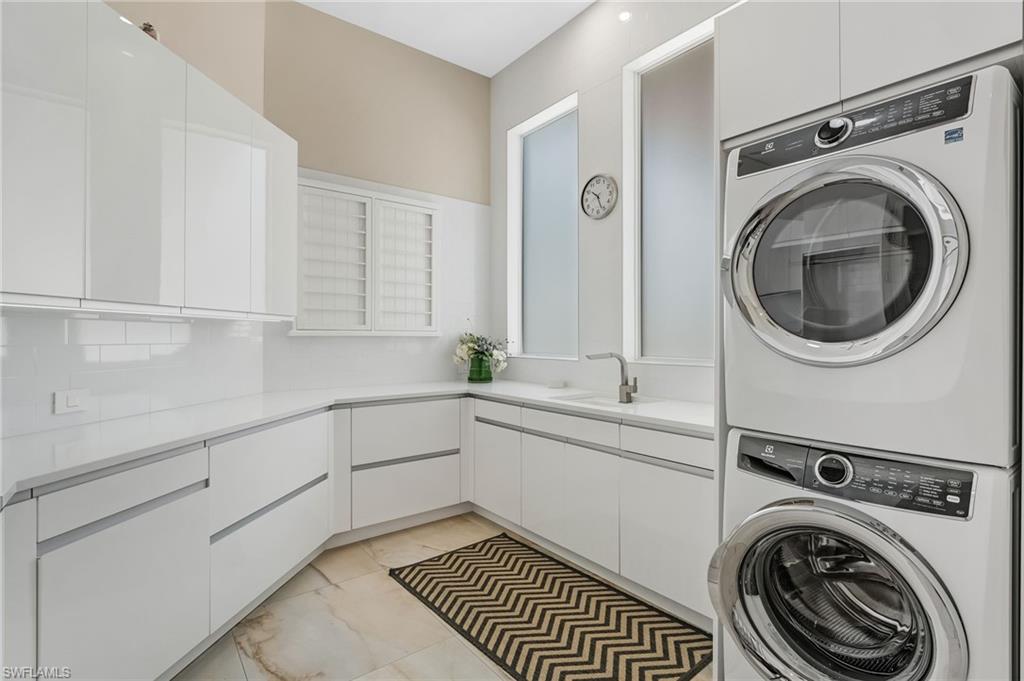 DEEP LAGOON ESTATES - Residential