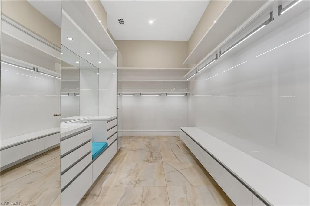 DEEP LAGOON ESTATES - Residential