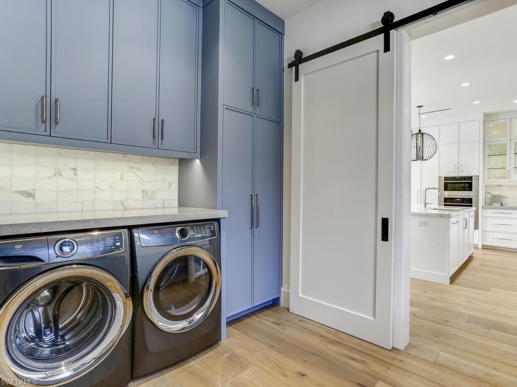 OLDE NAPLES - Residential