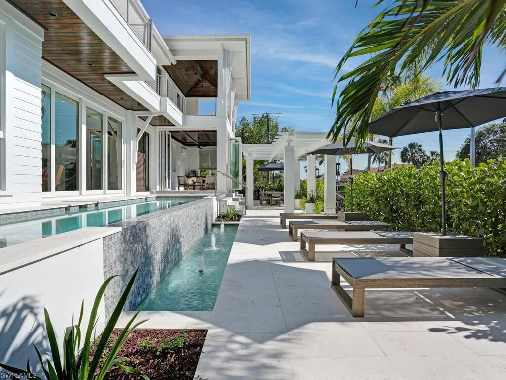 OLDE NAPLES - Residential