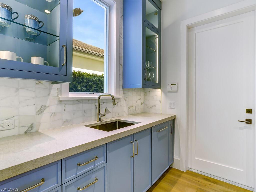 OLDE NAPLES - Residential