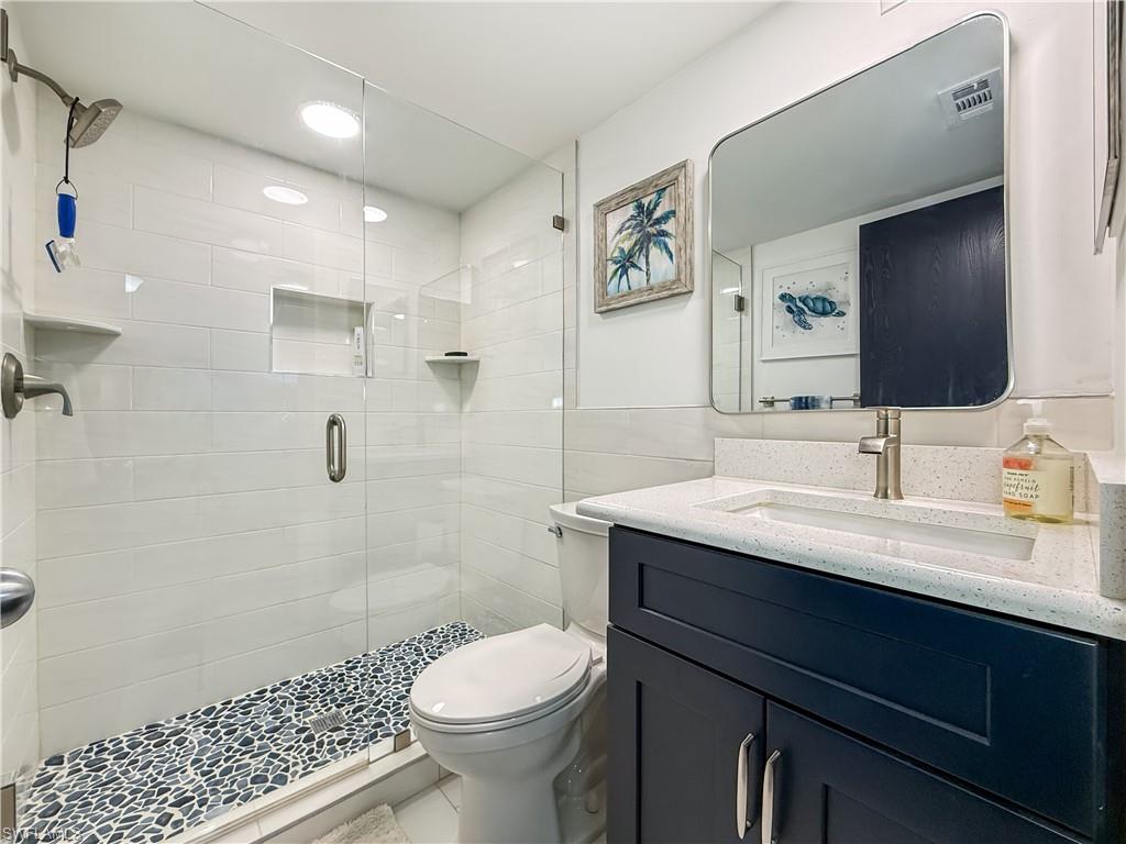 PINEWOOD SOUTH CONDO - Residential