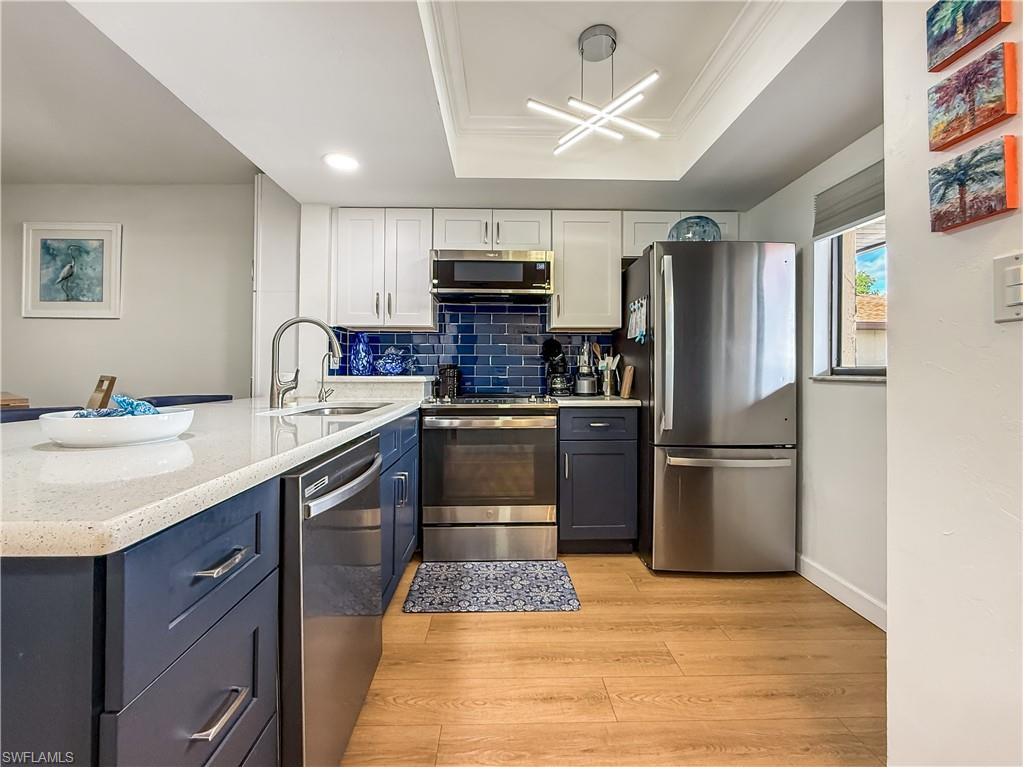 PINEWOOD SOUTH CONDO - Residential