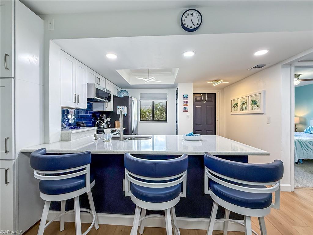 PINEWOOD SOUTH CONDO - Residential