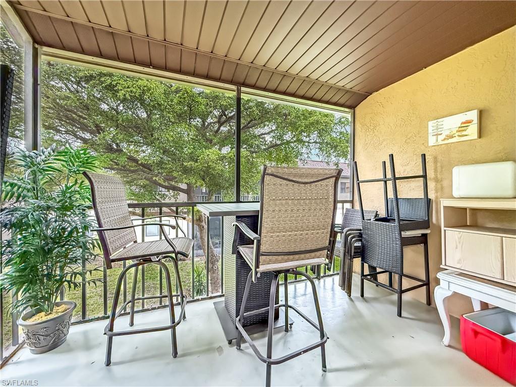 PINEWOOD SOUTH CONDO - Residential