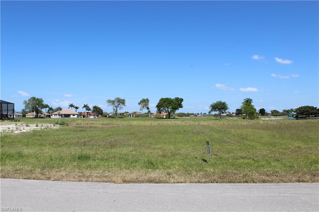 ROYAL PALM GOLF ESTATES - Land