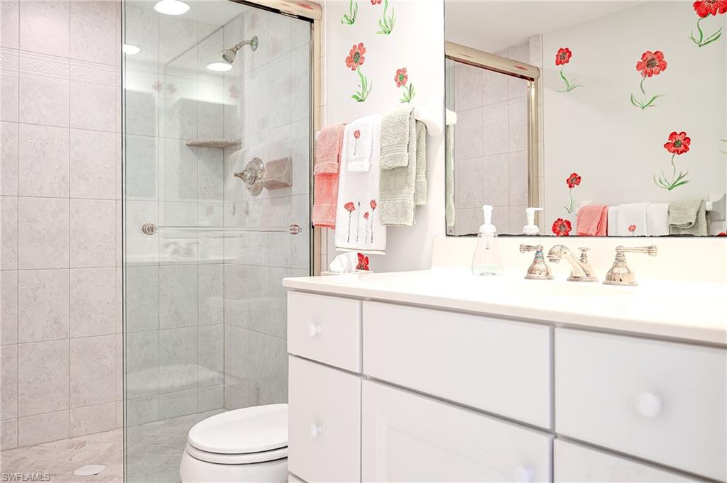 BAYSIDE VILLAS - Residential Lease