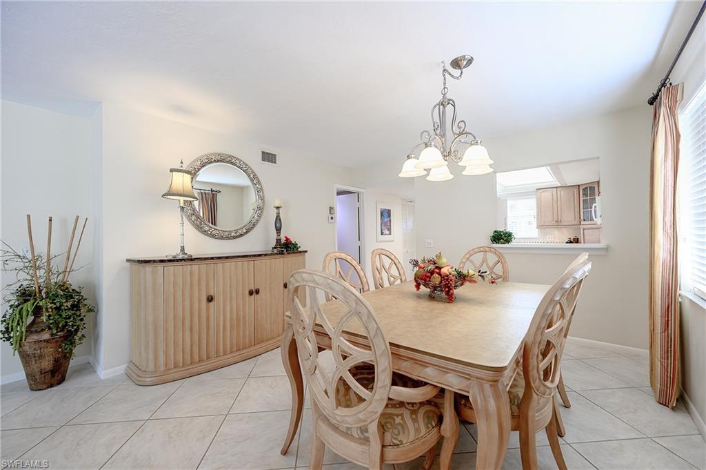 BAYSIDE VILLAS - Residential Lease