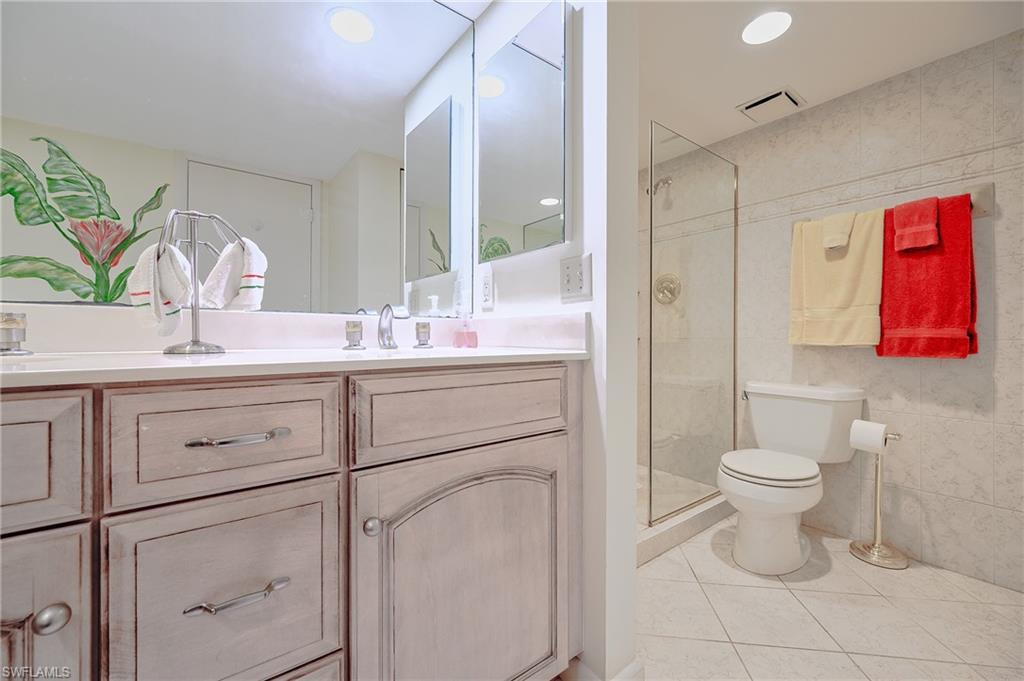 BAYSIDE VILLAS - Residential Lease