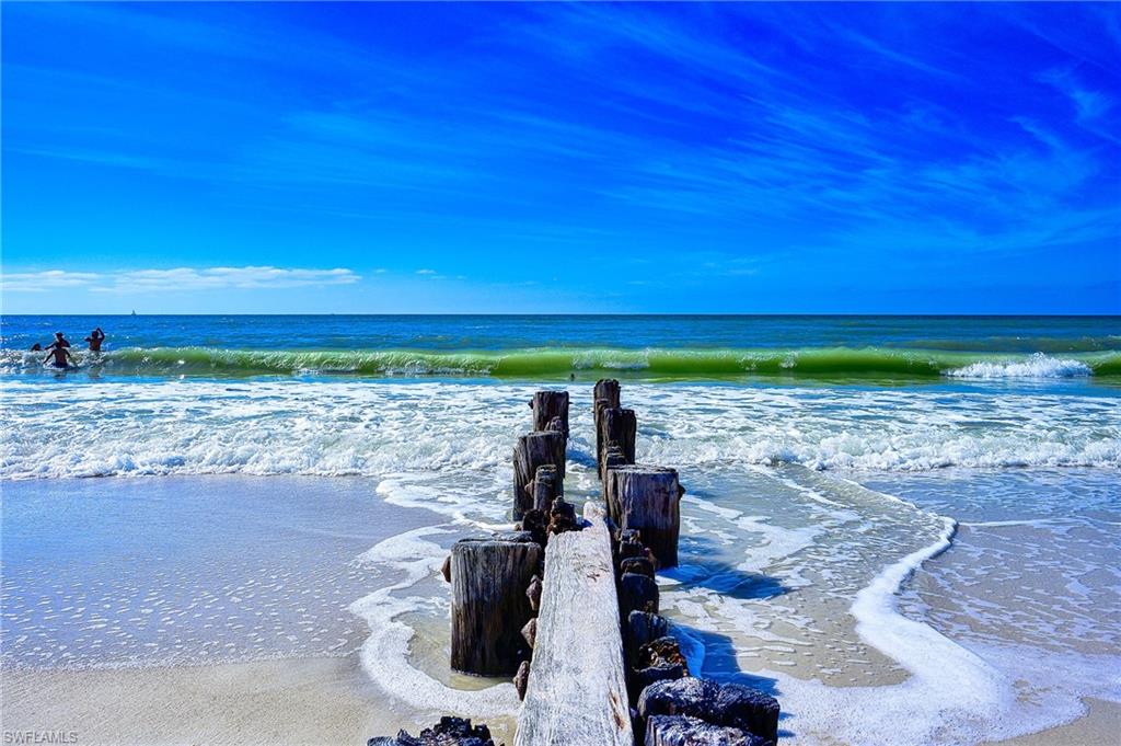 BAYSIDE VILLAS - Residential Lease