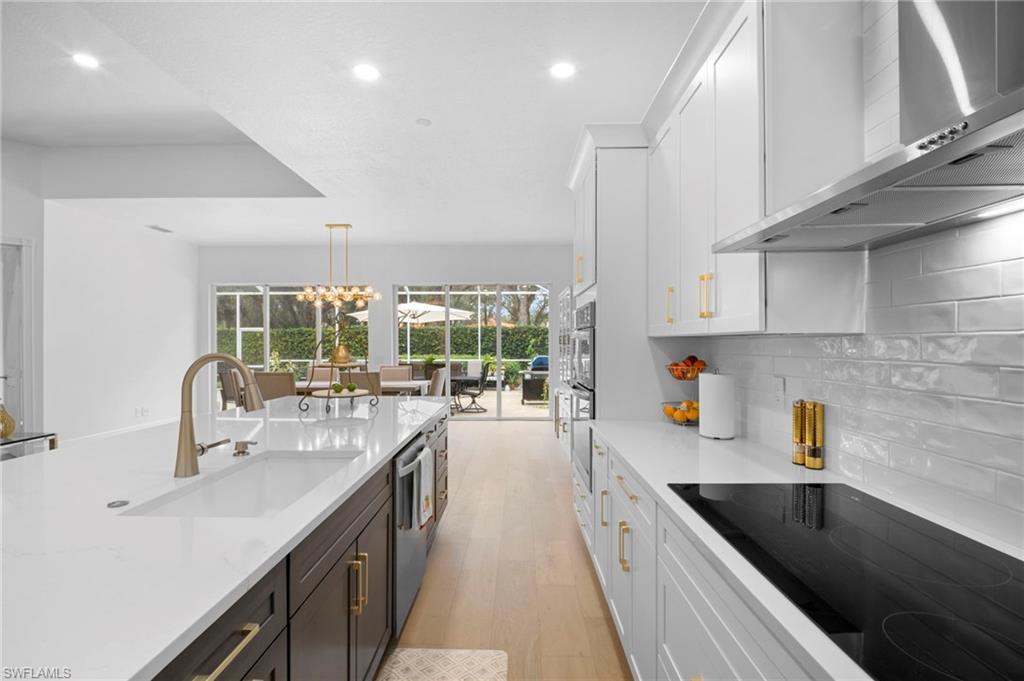 ISLAND WALK - Residential