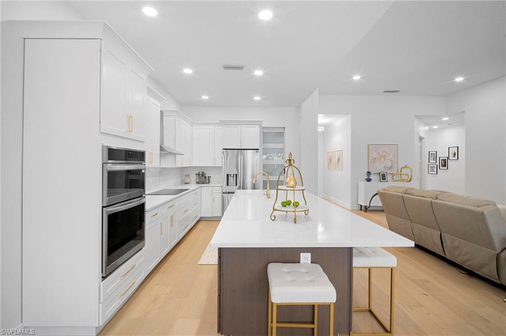 ISLAND WALK - Residential