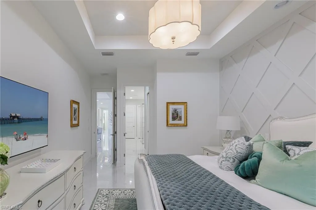 Naples, Florida 34112, United States, 4 Bedrooms Bedrooms, ,4 BathroomsBathrooms,Residential,Active,25463