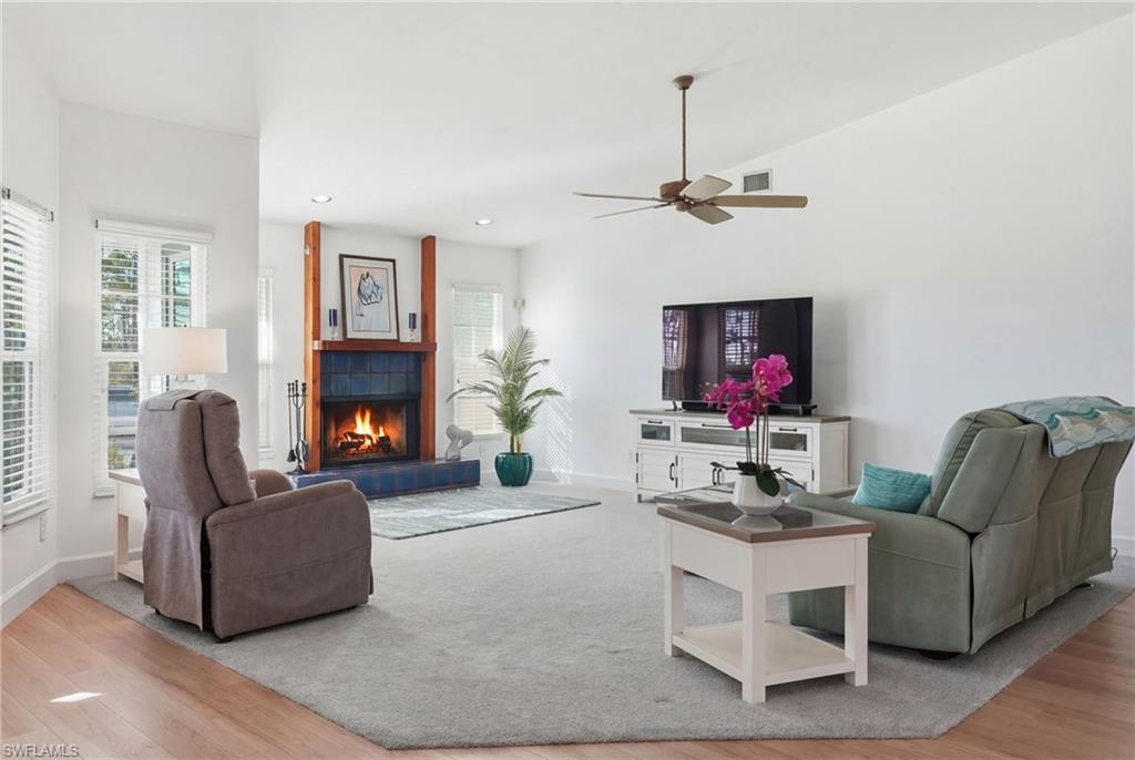 QUARTERDECK COVE - Residential