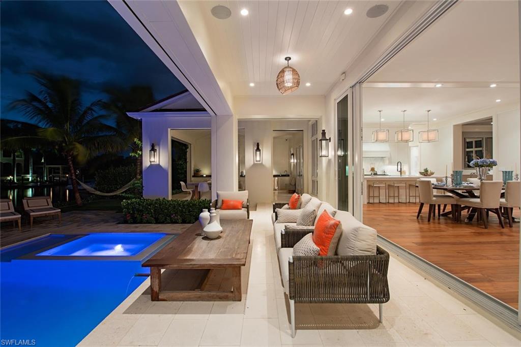 AQUALANE SHORES - Residential