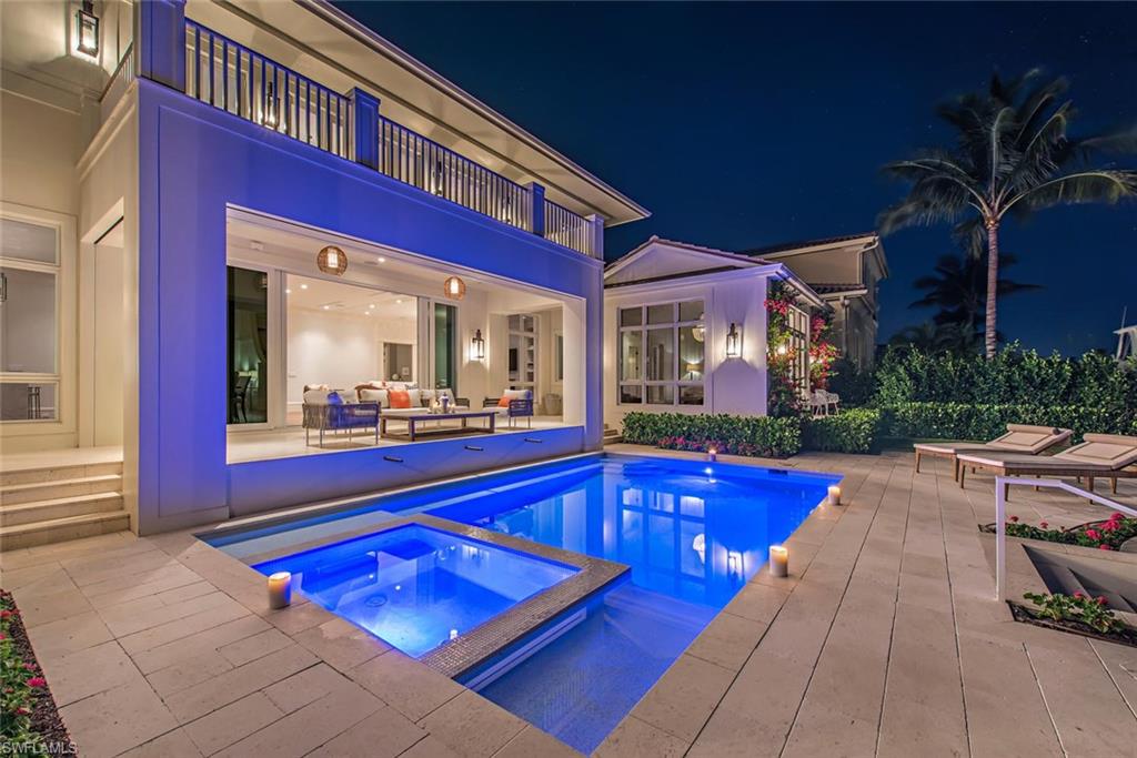 AQUALANE SHORES - Residential