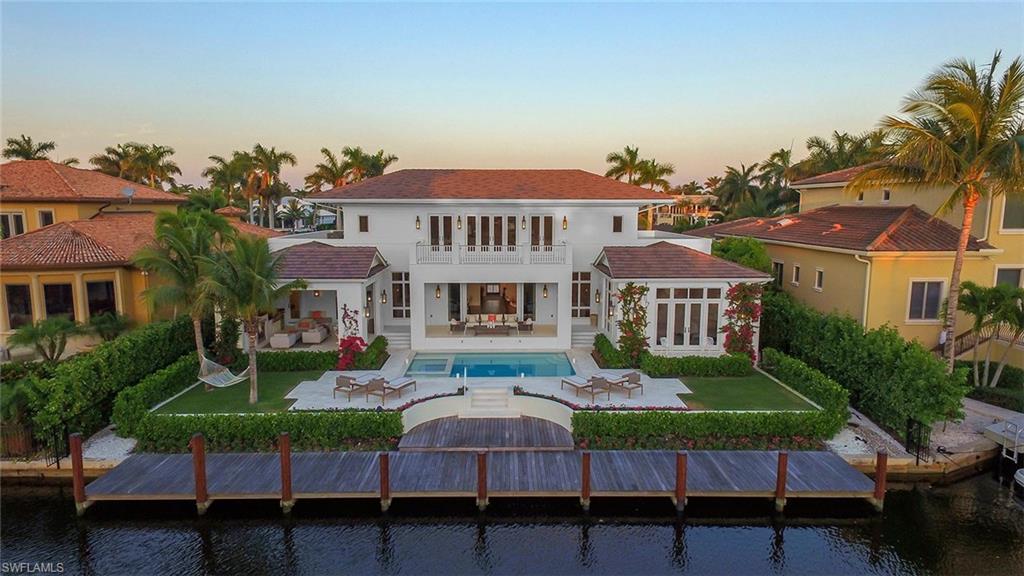 AQUALANE SHORES - Residential