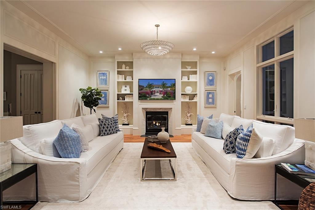 AQUALANE SHORES - Residential