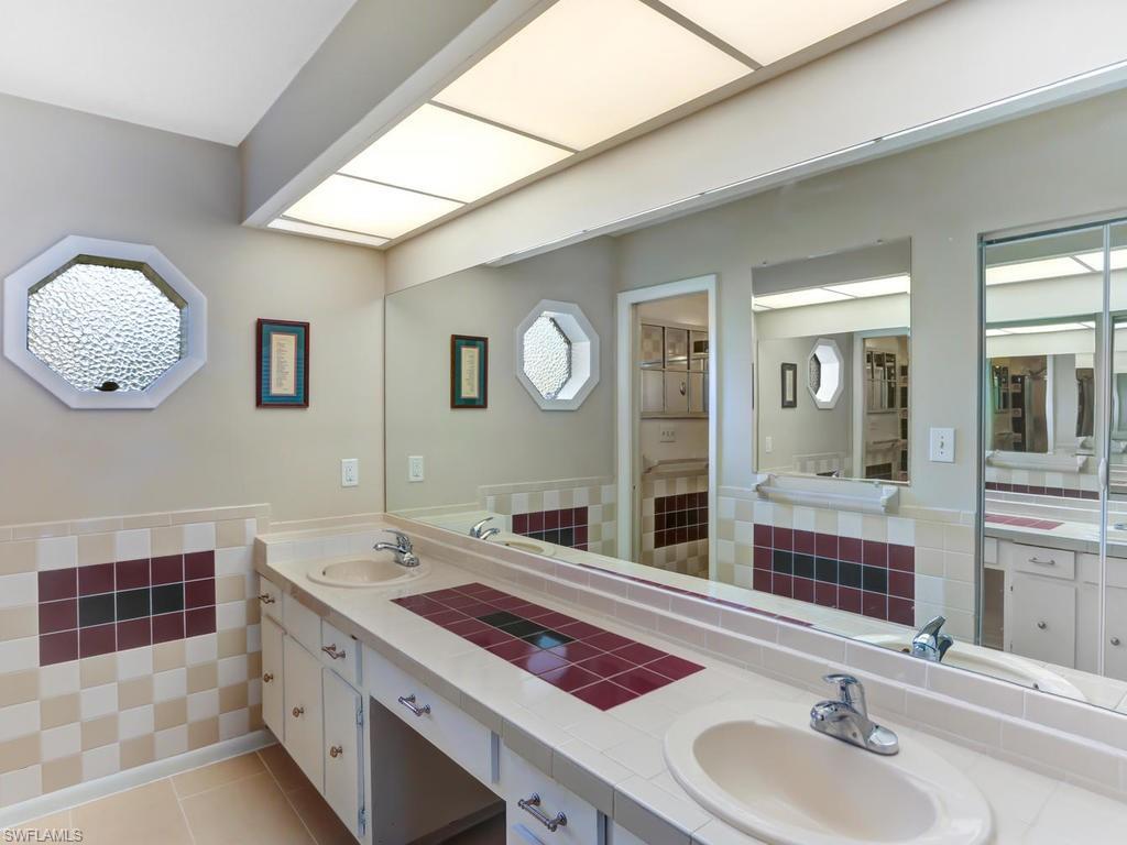 GOLDEN GATE CITY - Residential