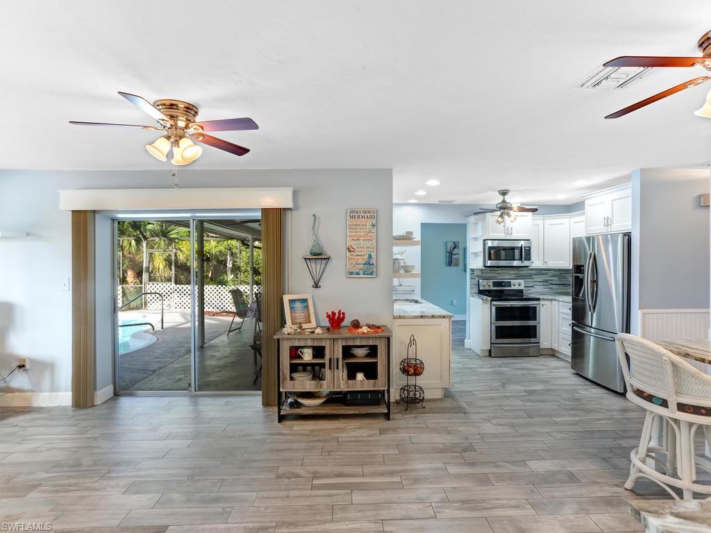 GOLDEN GATE CITY - Residential