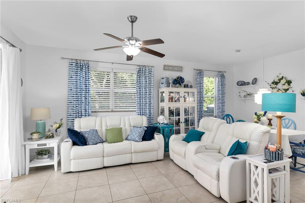 SUNSET CAY LAKES - Residential