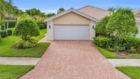 A home in NAPLES