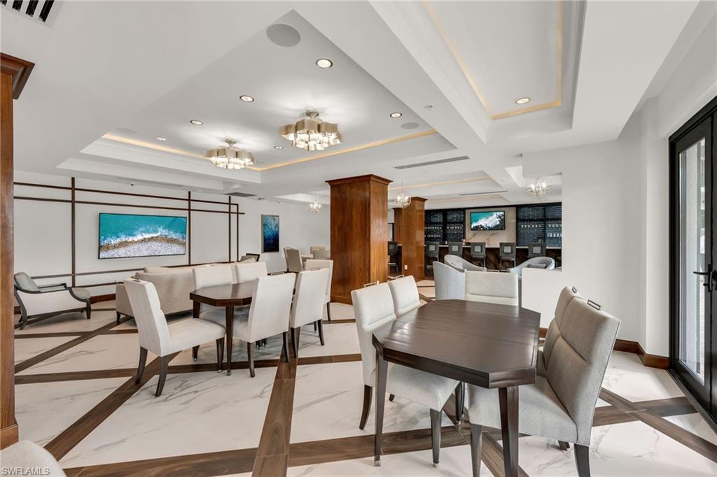 DORCHESTER - Residential