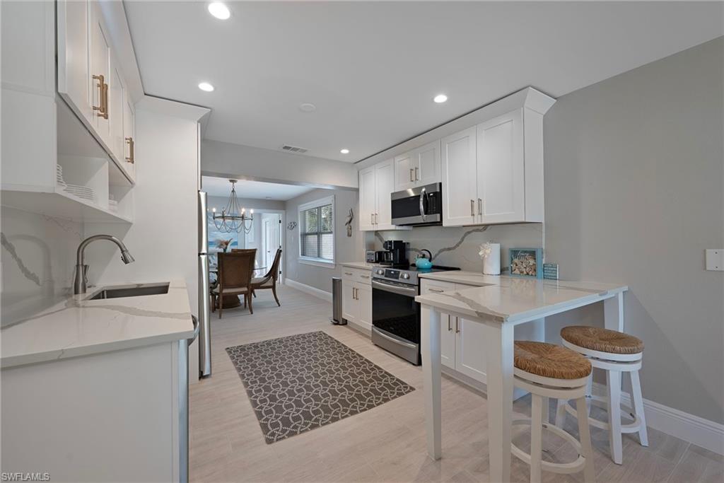 NAPLES PARK - Residential