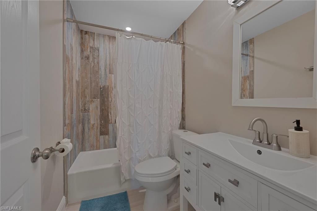 NAPLES PARK - Residential