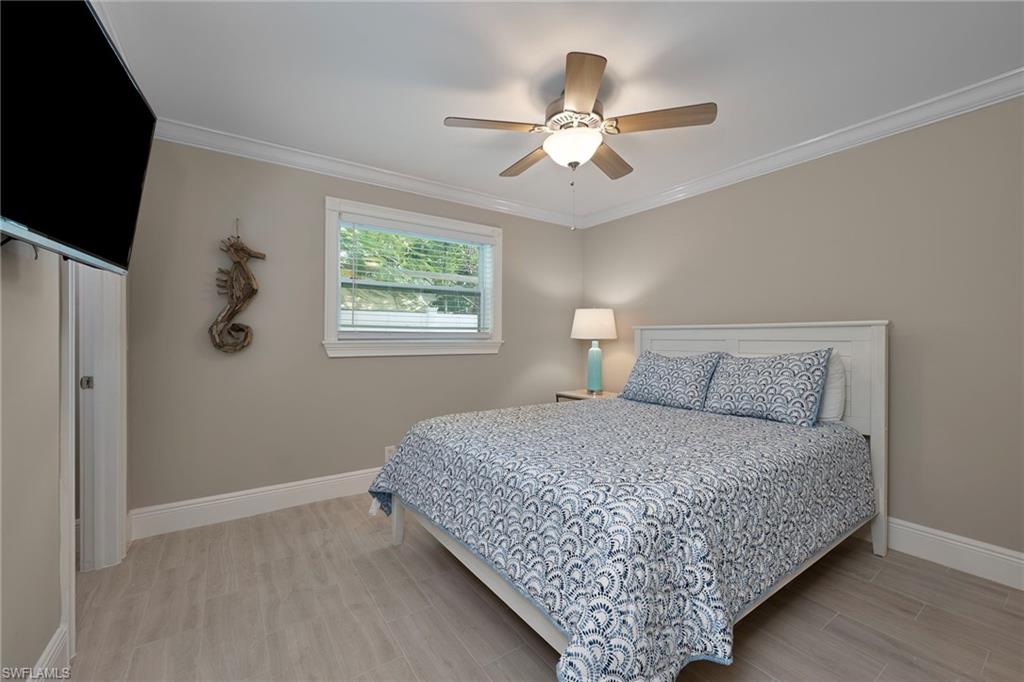 NAPLES PARK - Residential