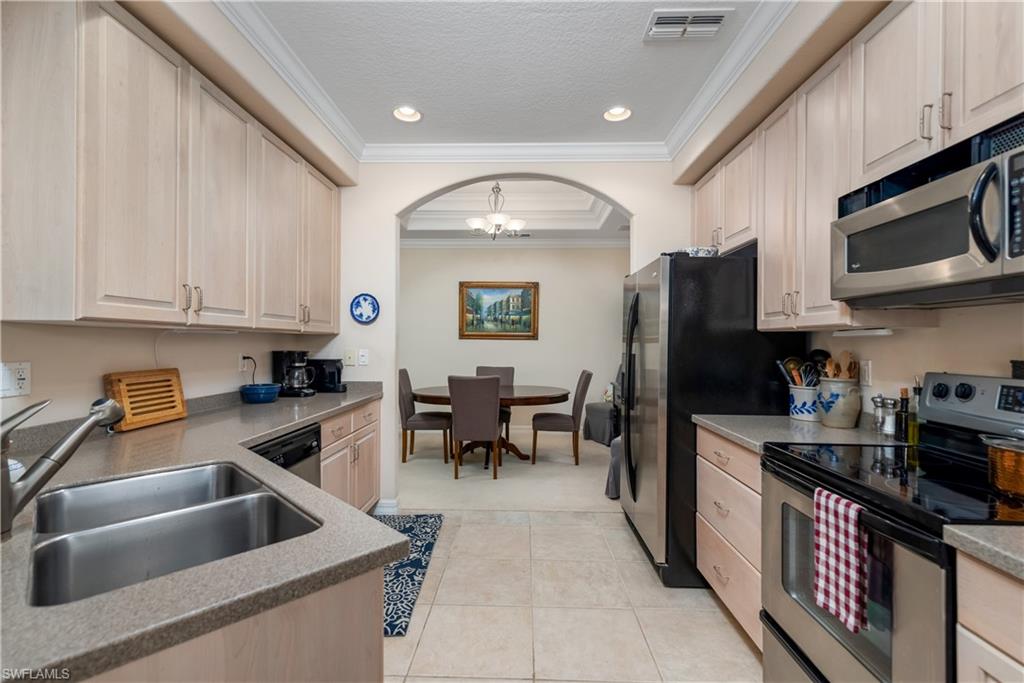 JONATHANS BAY - Residential