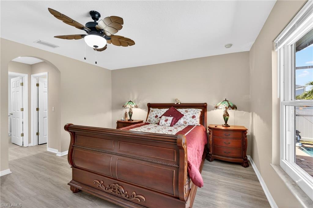 SOUTH GULF COVE - Residential