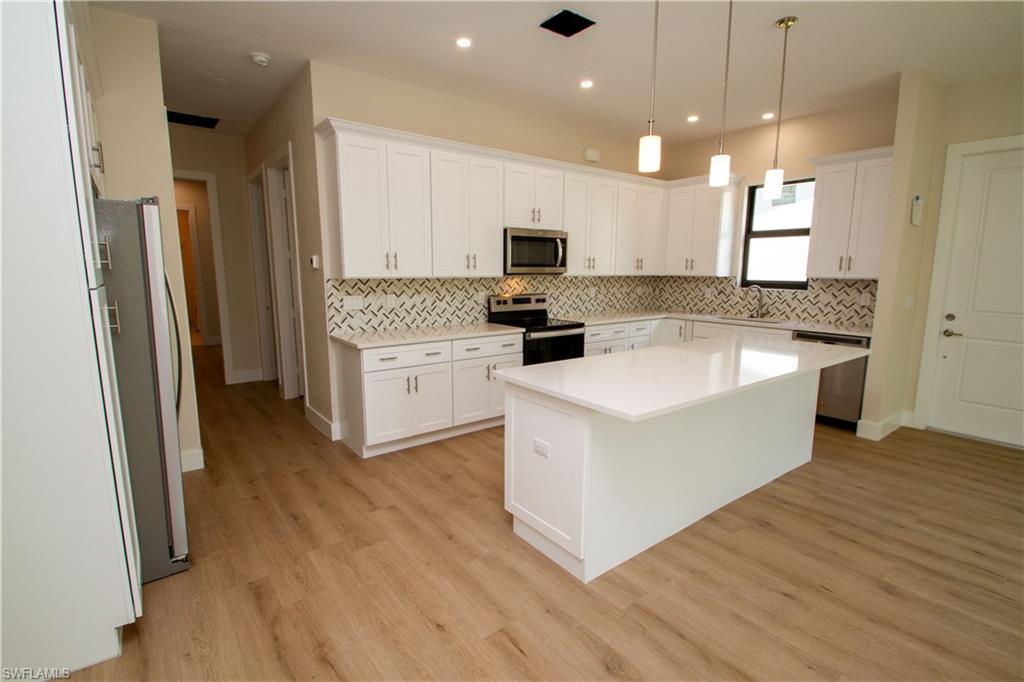 JASPER FLATS - Residential Lease