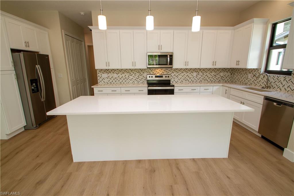 JASPER FLATS - Residential Lease