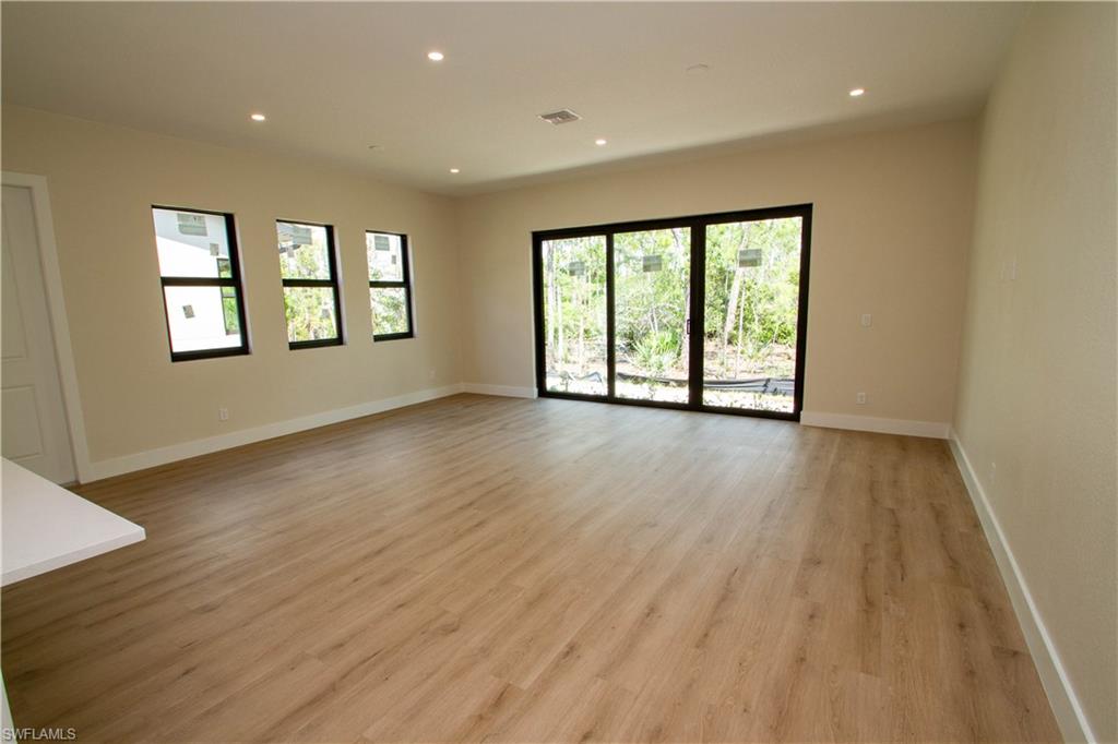 JASPER FLATS - Residential Lease