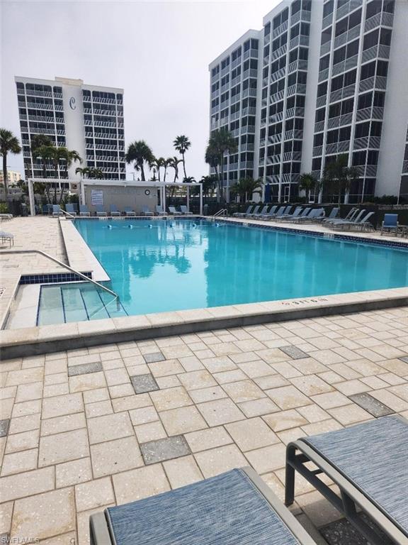 CRECIENTE CONDO EAST - Residential