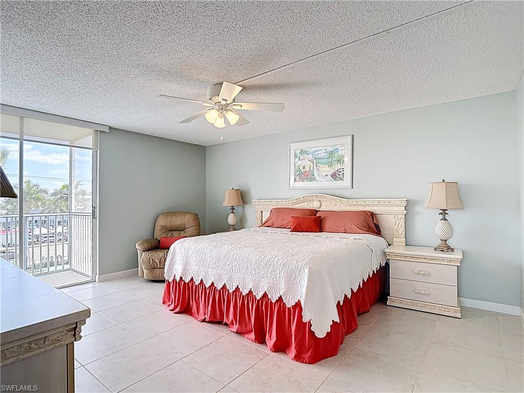 CRECIENTE CONDO EAST - Residential