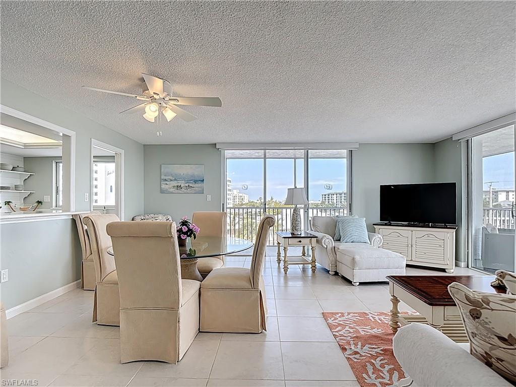 CRECIENTE CONDO EAST - Residential