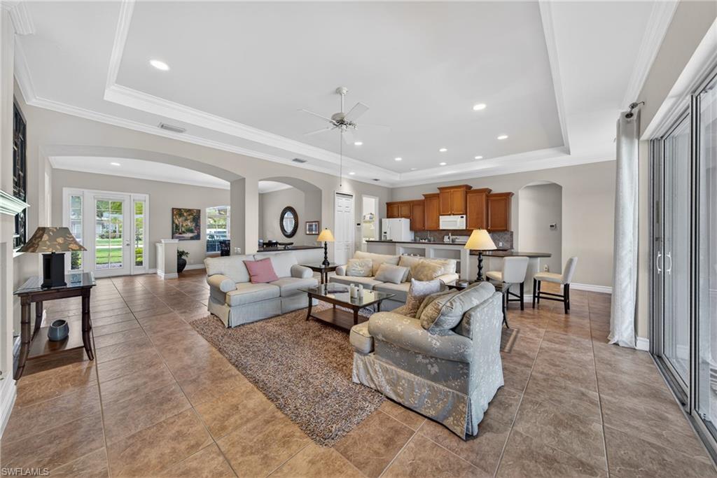 SABAL POINT - Residential