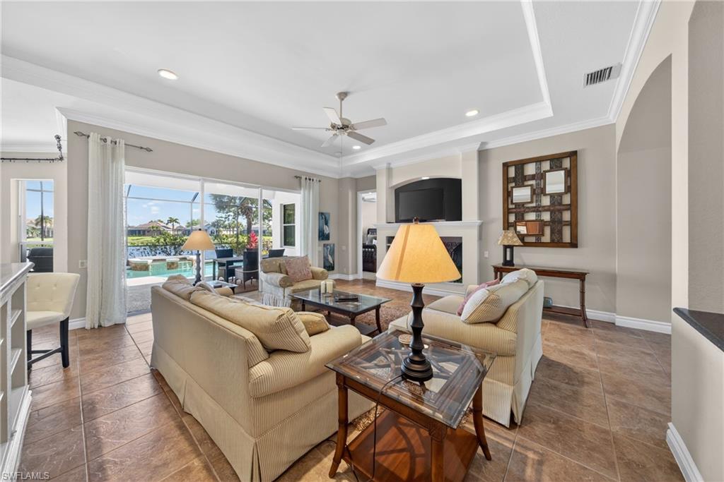 SABAL POINT - Residential