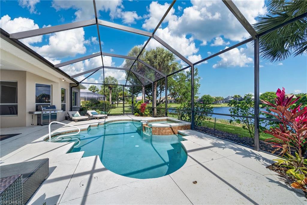 SABAL POINT - Residential