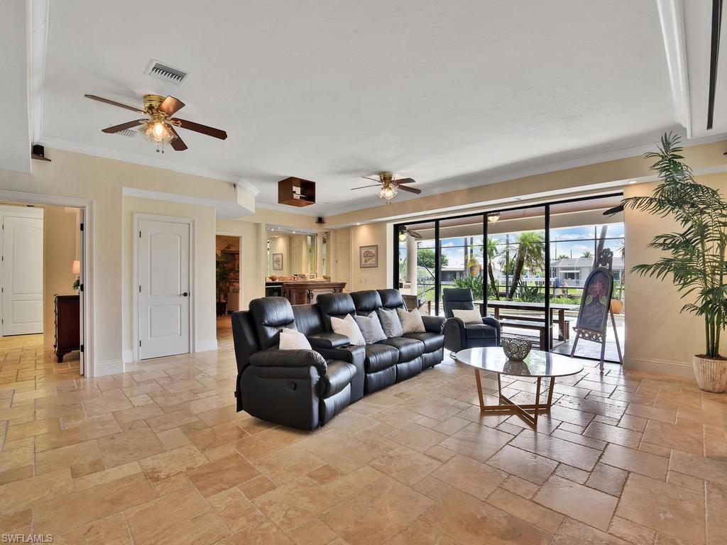 PALM ISLES - Residential