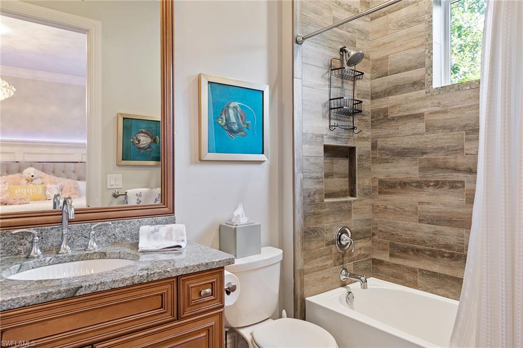 PARK SHORE - Residential