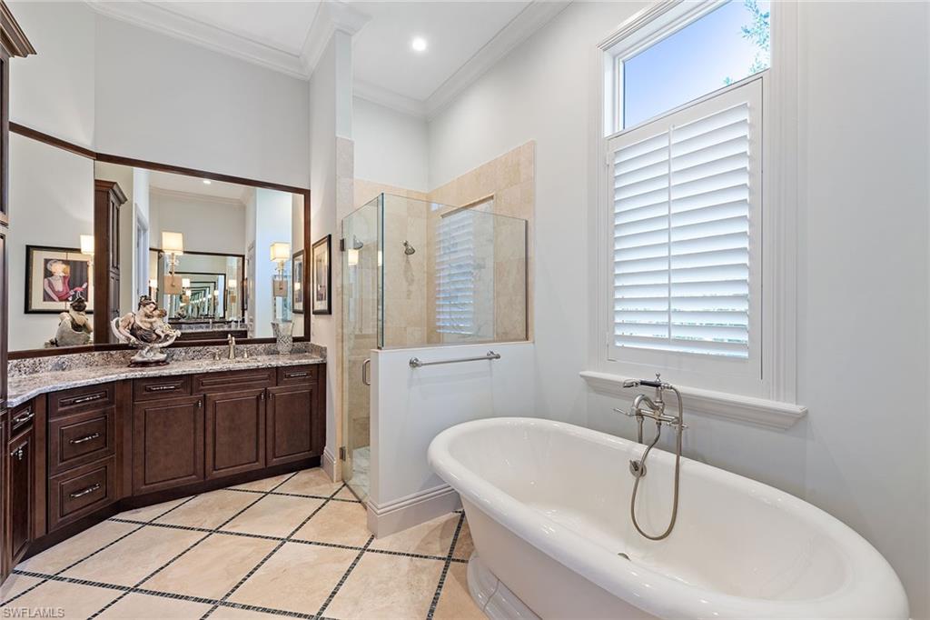 PARK SHORE - Residential