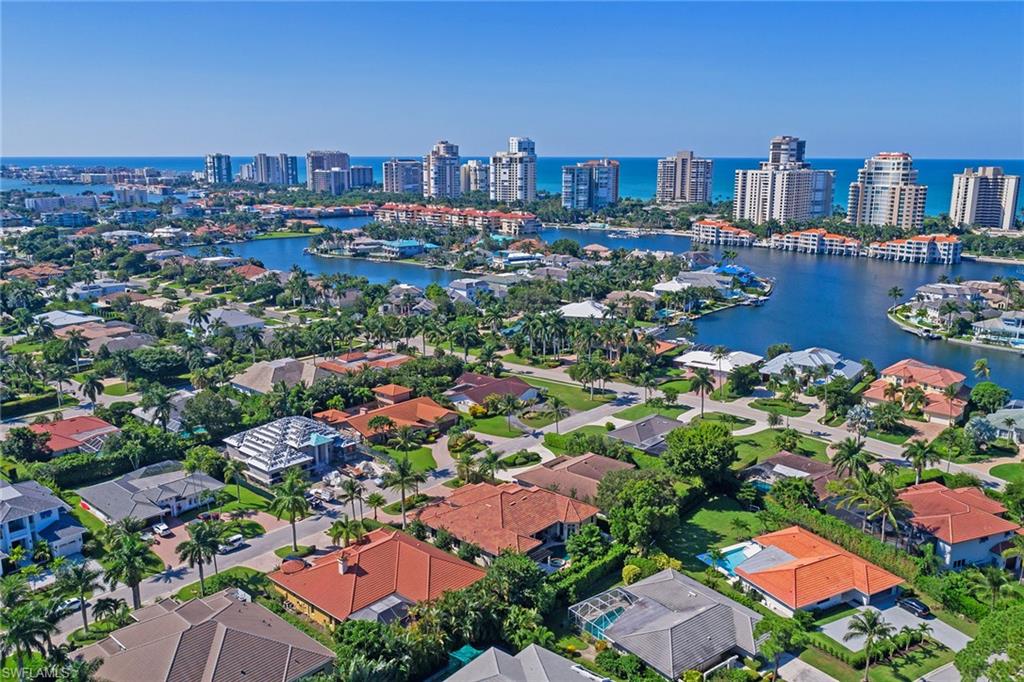 PARK SHORE - Residential