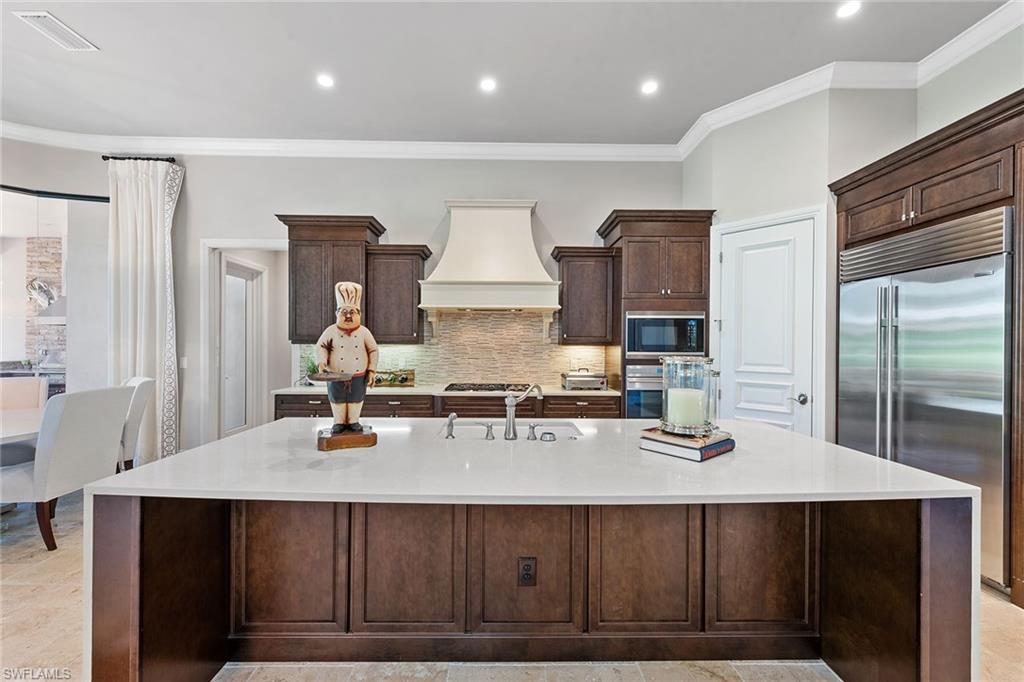 PARK SHORE - Residential