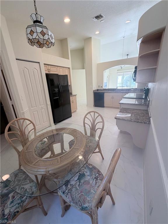 IBIS COVE - Residential Lease