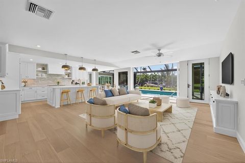 924 Kings Crown DR SANIBEL FL 33957